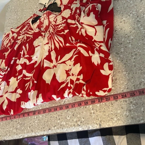 NWT Women's Short Sleeve Mini A-
Line Dress - Ava & Viv Red
Floral 3X - Picture 11 of 11